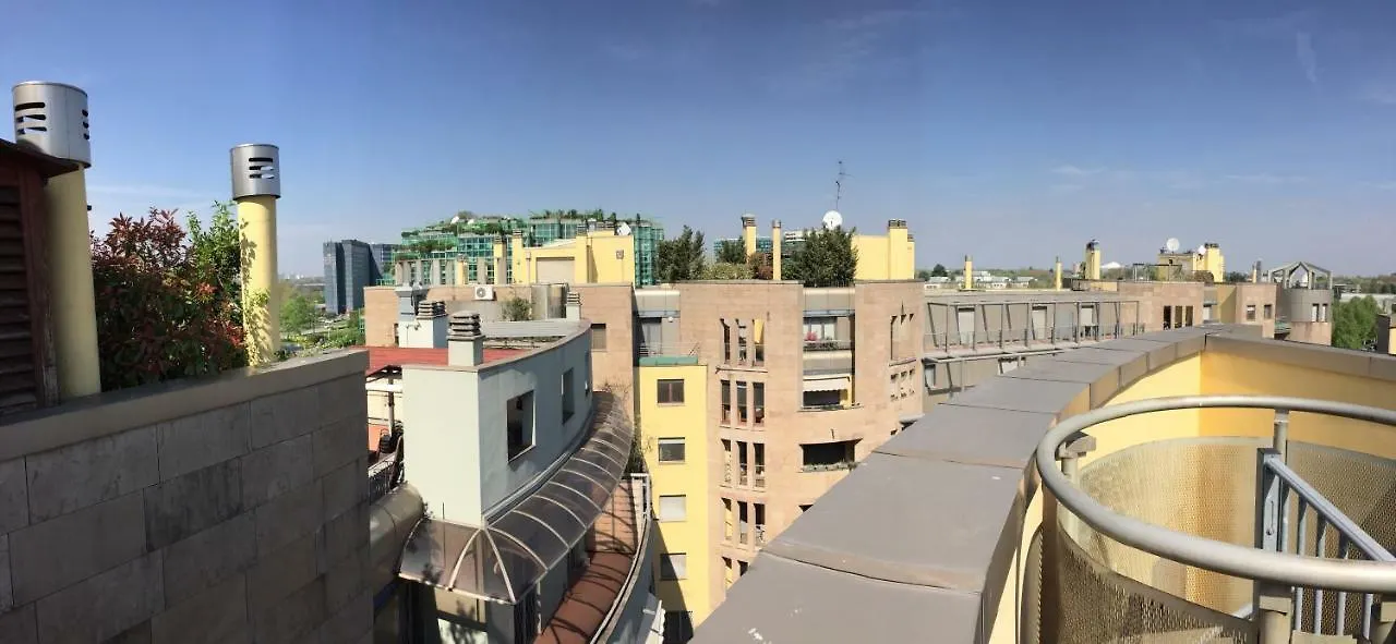 Cozy Penthouse Villa San Donato Milanese