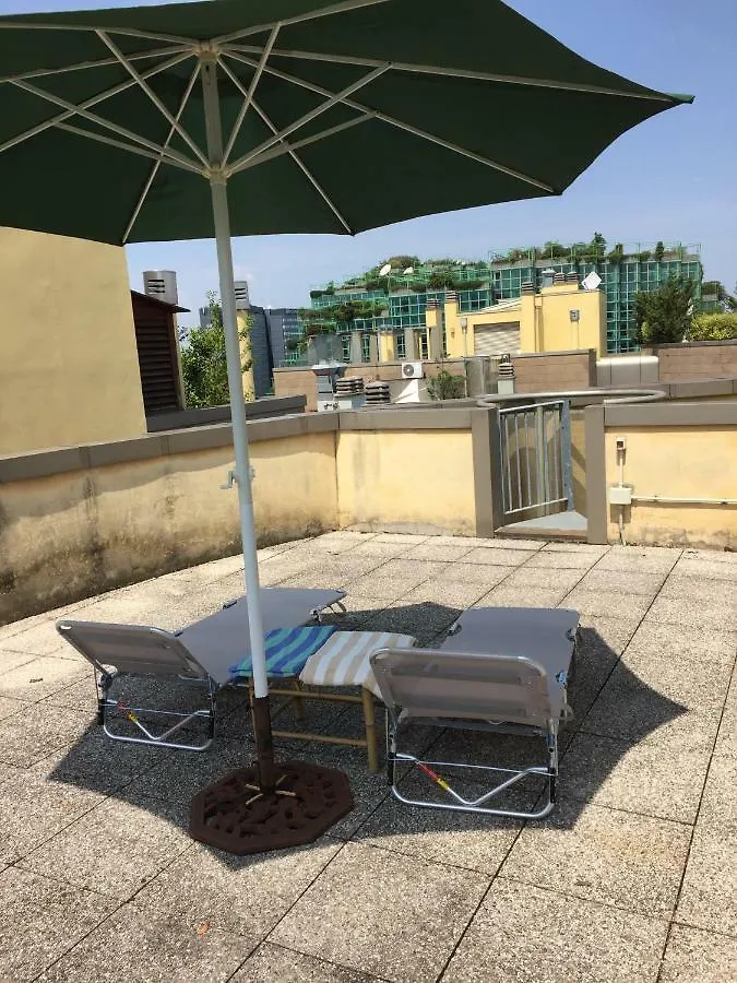 Cozy Penthouse Villa San Donato Milanese